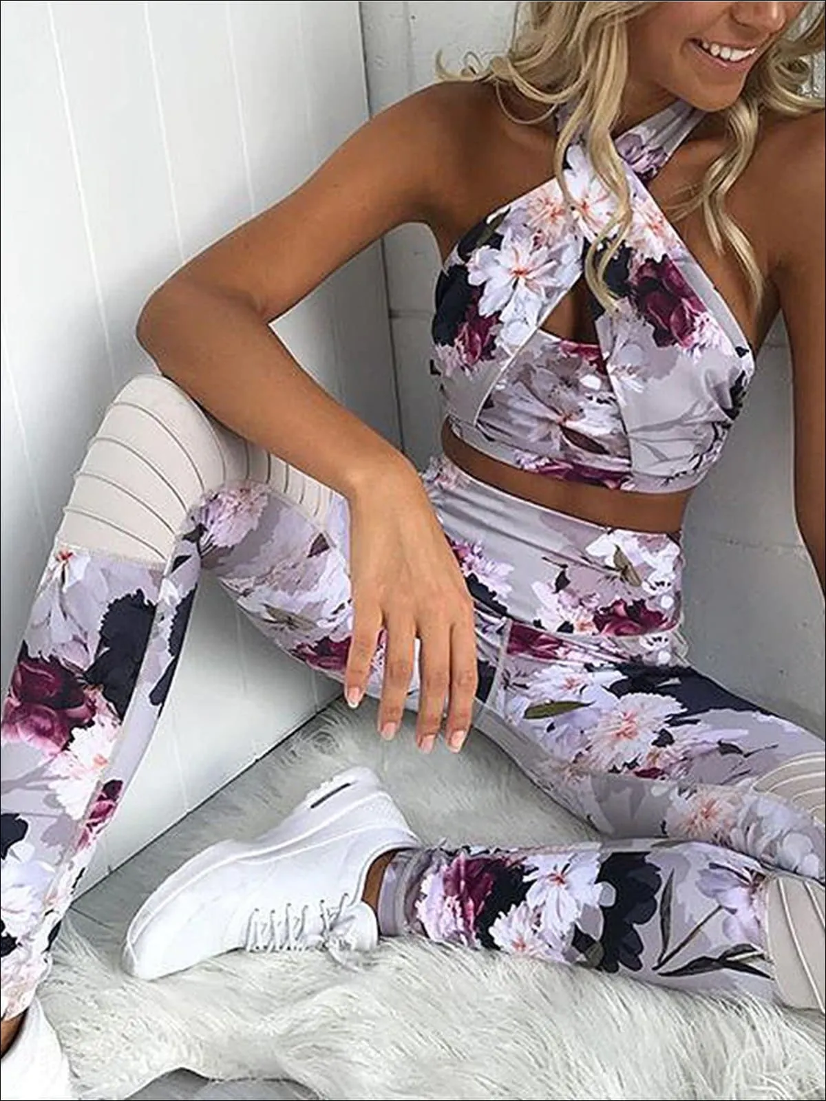 Women's Quick Dry Floral Cross Front Crop To Legging Set